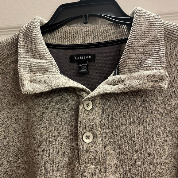 Van Heusen long sleeve pullover - Picture 2 of 5